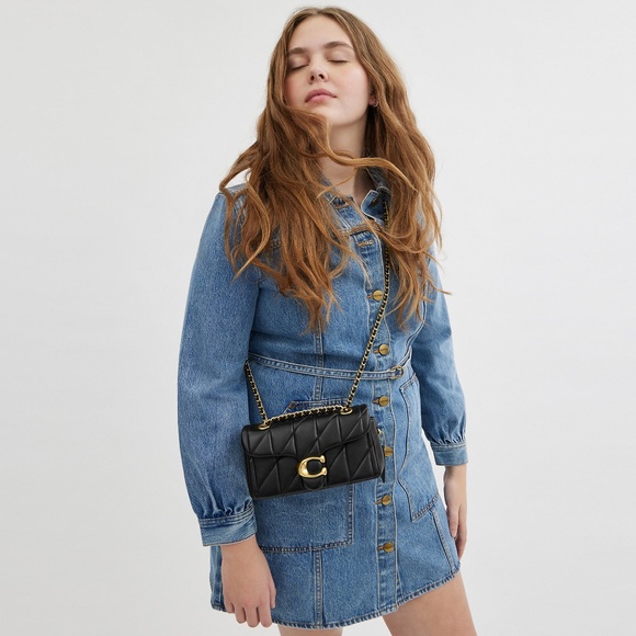 Coach Tabby Shoulder Bag 20 With Pillow Quilting - Picture 4 of 10